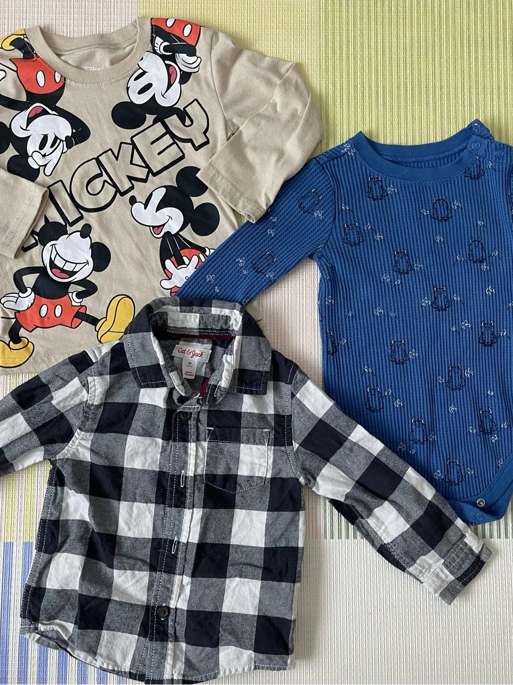 Toddler boys clothing bundle